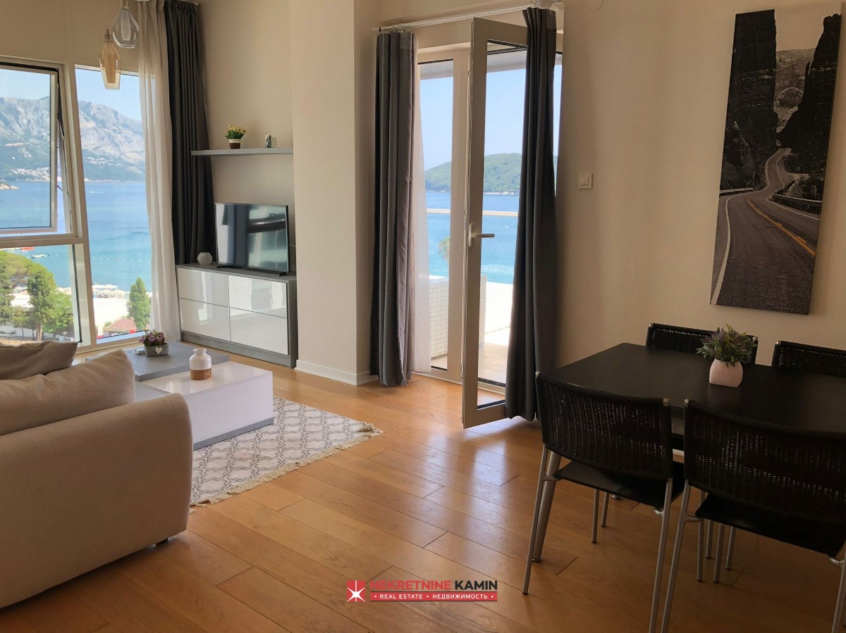 Furnished One-Bedroom Apartment with Sea View in the Tre Canne Complex, Budva